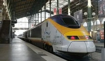 Se queja contra la compañía por haberlo tenido 12 años cobrando 800.000 euros sin trabajar