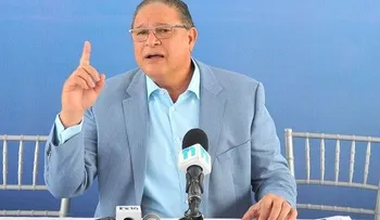 Montás dice que obras garantizan agua por 20 años en SDE y SDN