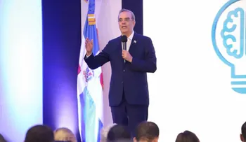 Presidente Abinader reitera su compromiso con el cumplimiento de la Ley General de Juventud