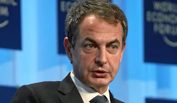 Zapatero dice que revocatorio será tema del diálogo en Venezuela