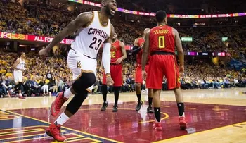 LeBron James y los Cavs le dan una paliza a los Hawks de Horford