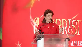 Raquel Peña inicia entrega Bono Navideño 2025 en el Cibao