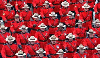 La Real Policía Montada de Canadá permitirá el hiyab