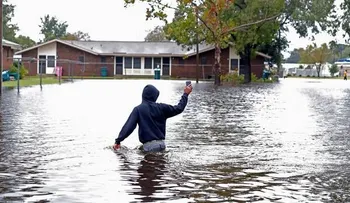 Florence ha desbordado ríos, inundado calles y casas. Y sigue lloviendo