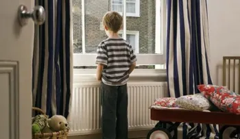 35,5 millones de niños se quedan solos en casa sin supervisión