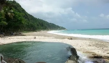 Joven de 19 años se ahoga en playa San Rafael de Barahona