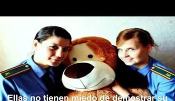 15 policías mujeres de las que desearía un maltrato (VIDEO)