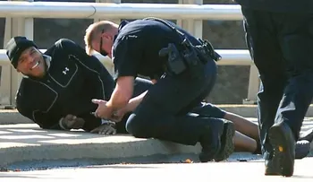 NFL: Quarterback Cam Newton se fractura espalda 