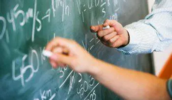 Sigue protesta técnicos de educación en SFM