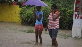 Reportan cinco viviendas destruidas y 25 desplazados por lluvias