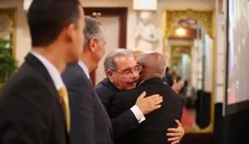 Presidente Danilo Medina pensiona 200 profesionales de la agropecuaria, con 35 mil pesos mensuales 