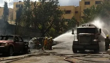 Son tres los heridos en incendio en planta de gas en Alma Rosa II