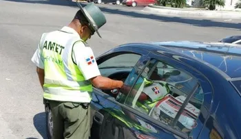 AMET: No hay cacería de brujas con vehículos retenidos por falta del marbete 