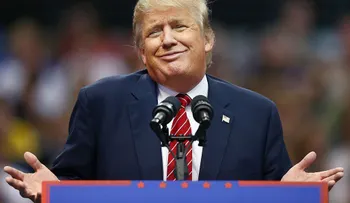 Hispanos se oponen, pero no le temen a Trump, según encuesta