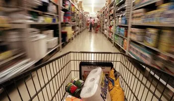 Pro Consumidor decomisa 25 mil 286 productos vencidos en Sánchez Ramírez