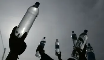Beber mucha agua puede provocar convulsiones, coma y hasta la muerte