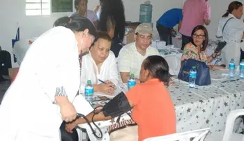 Fundación Médico en Apoyo asiste personas con desnutrición en Dajabón