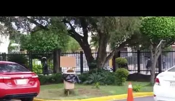 Un hombre muere durante enfrentamiento con agentes policiales en una zona residencial