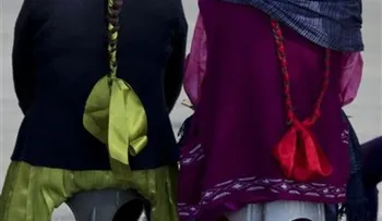 Papa lleva mensaje a suburbio de México plagado de violencia