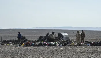 Egipto: no hay evidencia de que una bomba causó accidente de avión