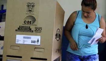 Elecciones en Ecuador se desarrollan con â??absoluta normalidadâ?, según CNE