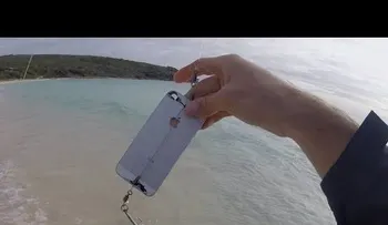 Así se pesca con un iPhone como carnada