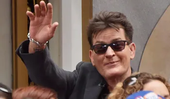Charlie Sheen: Conozco a varias estrellas de Hollywood que tienen HIV y lo ocultan