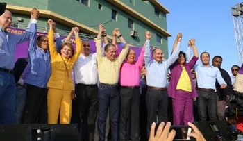 Danilo Medina proclama candidatos a senadores y alcaldes DN y la provincia SD