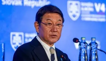 Japón y EE.UU. abordan el asesinato en Okinawa y las sanciones a la CPI en llamada entre Motegi y Rubio