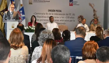 Circula sello por centenarios fin de intervención y primeras elecciones arbitradas por la JCE