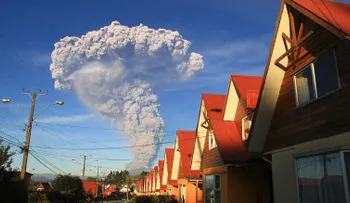 10 volcanes que han hecho erupción recientemente
