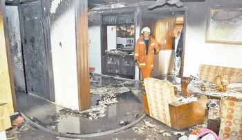 Incendio devora un apartamento en La Esperilla