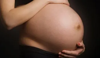 Qué debes hacer en caso de rotura de aguas durante el parto