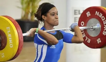 Rafreisy gana bronce; Yuderkis no termina prueba