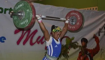 Dominicana logra 2 Oro e implanta marcas en pesas del Festival Deportivo de Mujer 2015