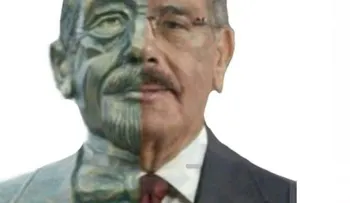 El busto de Duarte ("Danilo Medina") genera indignación; reúnen firmas para que lo cambien