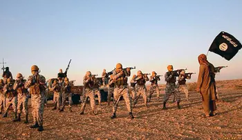 17 horas al día de sudor y sangre: Así entrena el Estado Islámico