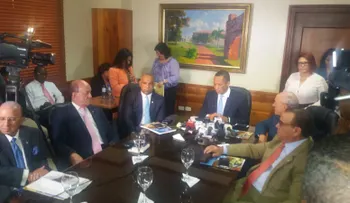 Le esponde a partidos de oposición: ninguna ley prohíbe a miembros JCE reelegirse
