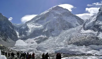 El trágico terremoto de Nepal desplazó el Monte Everest