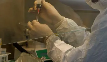 Experto urge a detener diagnósticos tardíos del cáncer de próstata en México