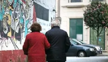 Se buscan abuelos: la otra soledad que nadie quiere ver