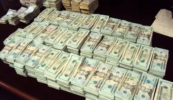 Incautan 200.000 dólares a banda criminal en vehículo del Senado de Colombia
