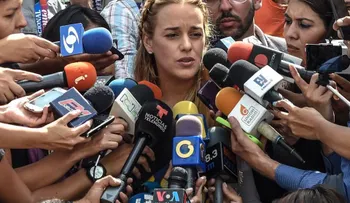 Lilian Tintori, esposa de Leopoldo López, denuncia que se le prohibió salir de Venezuela