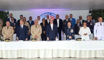 Abinader encabeza XXIV graduación de 40 nuevos cadetes Fuerza Aérea Dominicana
