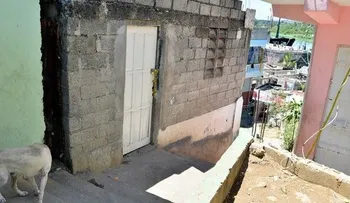 Hombre mata a sus dos hijos y se suicida en Los Mina