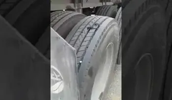 Un muerto y dos heridos en accidente en Santiago (VIDEO)