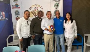 Federación de Juegos de Damas y Tableros invita a Víctor Pavón a realizar saque de honor en Santo Domingo Norte