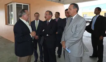 Ejecutivo instruye abrir el Merca Santo Domingo