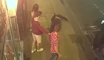 Discutían en la puerta de un restaurante y le propinó un brutal golpe que le arruinó la vida