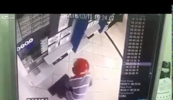 Un hombre armado entró a robar, y terminó robado